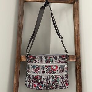 Sakroots functional crossbody, made from sustainable materials.